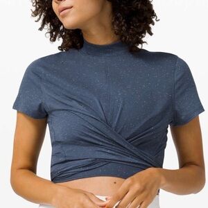 Lululemon Time to Restore Mockneck Shirt💙